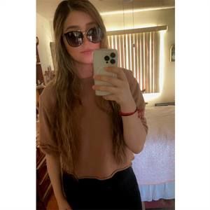 Meet your Posher, Lucy